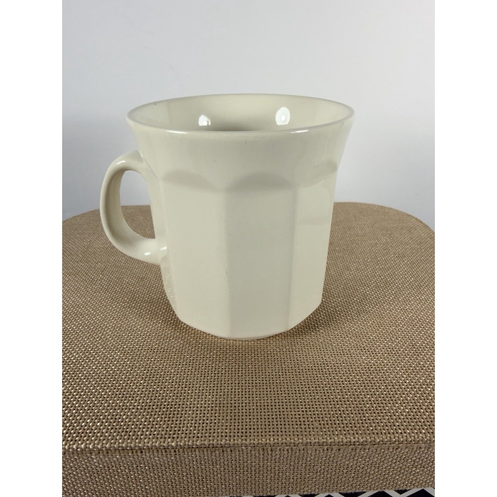 Williamsburg Stoneware Coffee Mug Cream Faceted Made in Japan